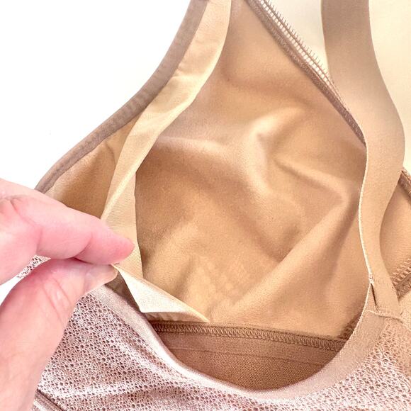 LULULEMON Awake to Lace Wireless Bra D34 Soft Sand Crepe Nude Beige Mesh 34D - Picture 11 of 16
